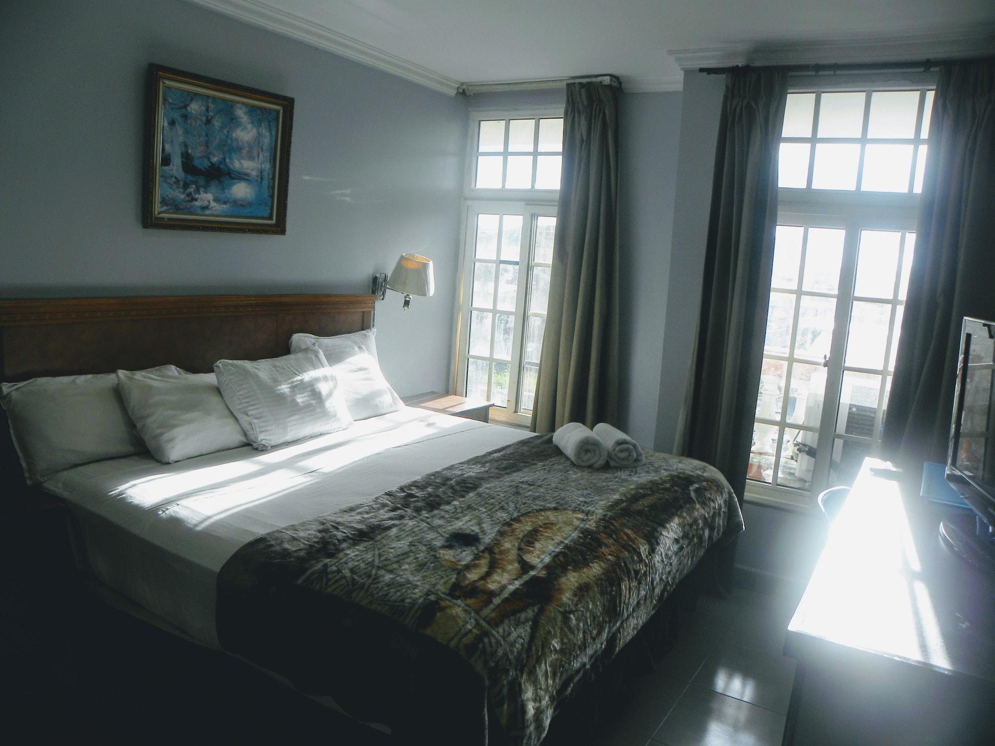 Meryland Hotel Колон Экстерьер фото