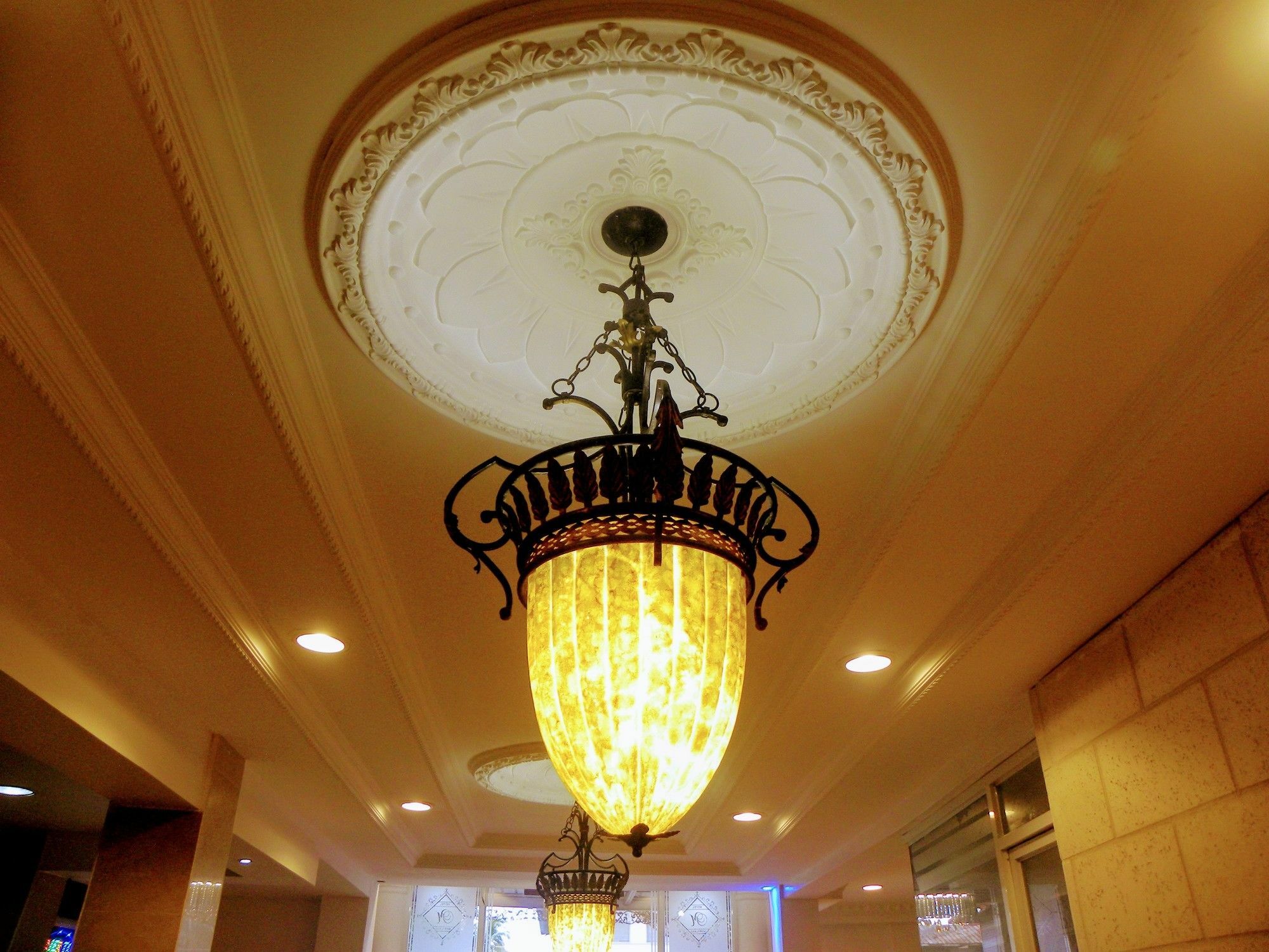 Meryland Hotel Колон Экстерьер фото